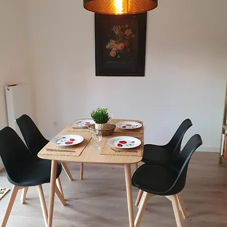 Grand Palais, Europe, Bienvenue Chez Nestyou, Apartamento