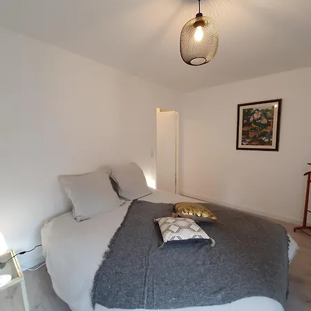 Grand Palais, Europe, Bienvenue Chez Nestyou, Apartment